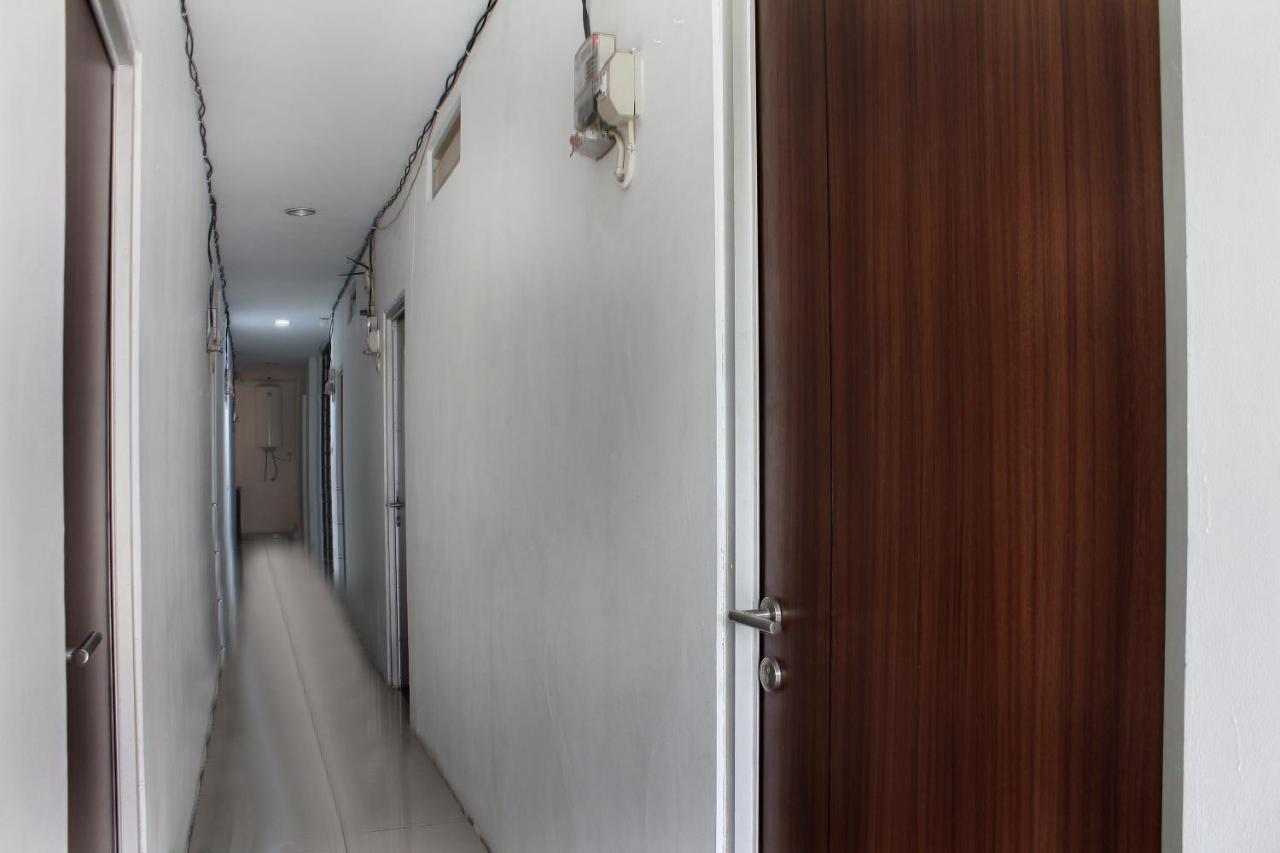 Oyo 345 Wynne Residence Jakarta Exterior photo
