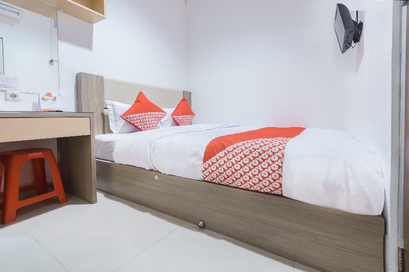 Oyo 345 Wynne Residence Jakarta Exterior photo
